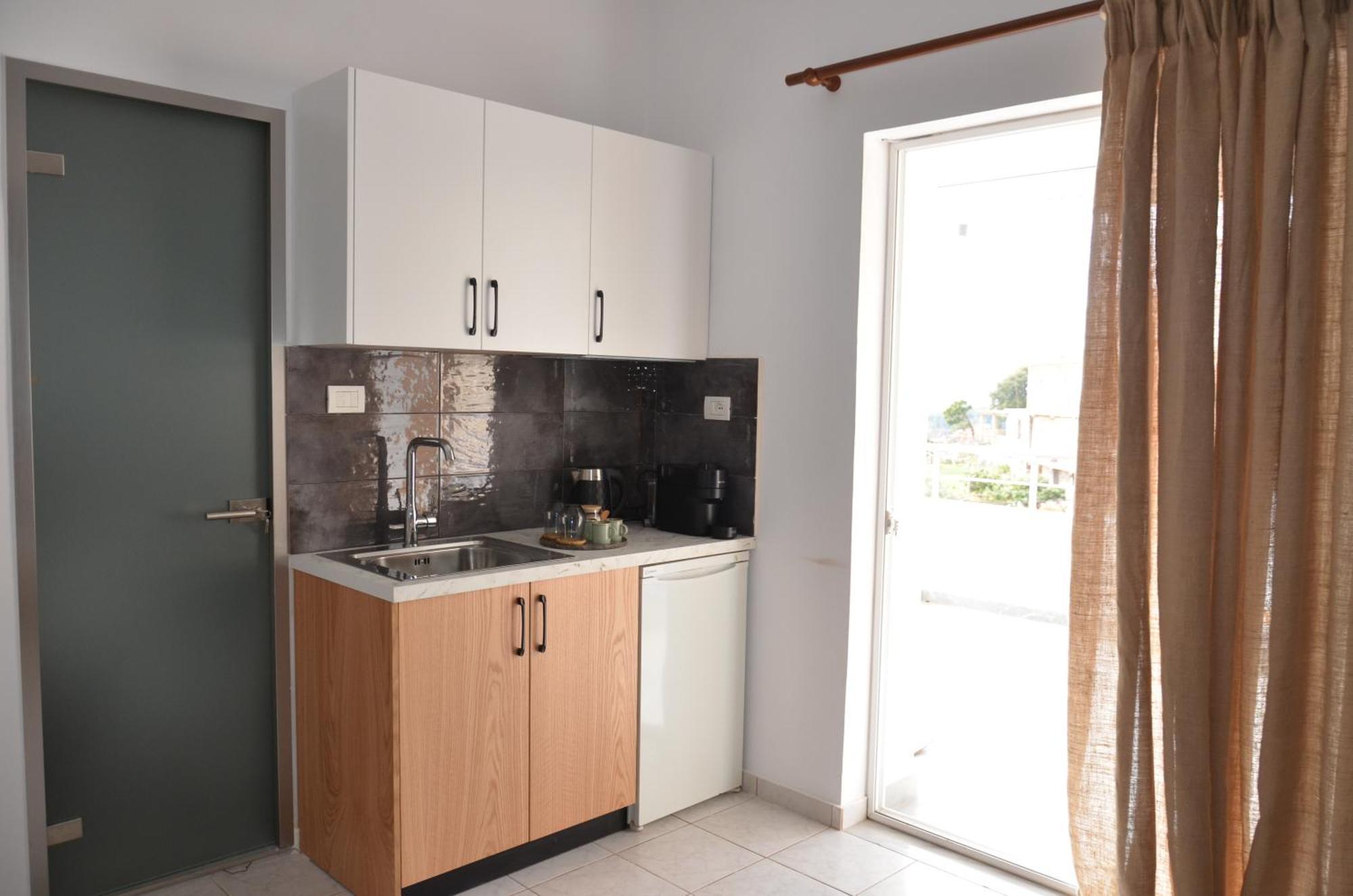 Harmonia Guest House 2 هيماري الغرفة الصورة