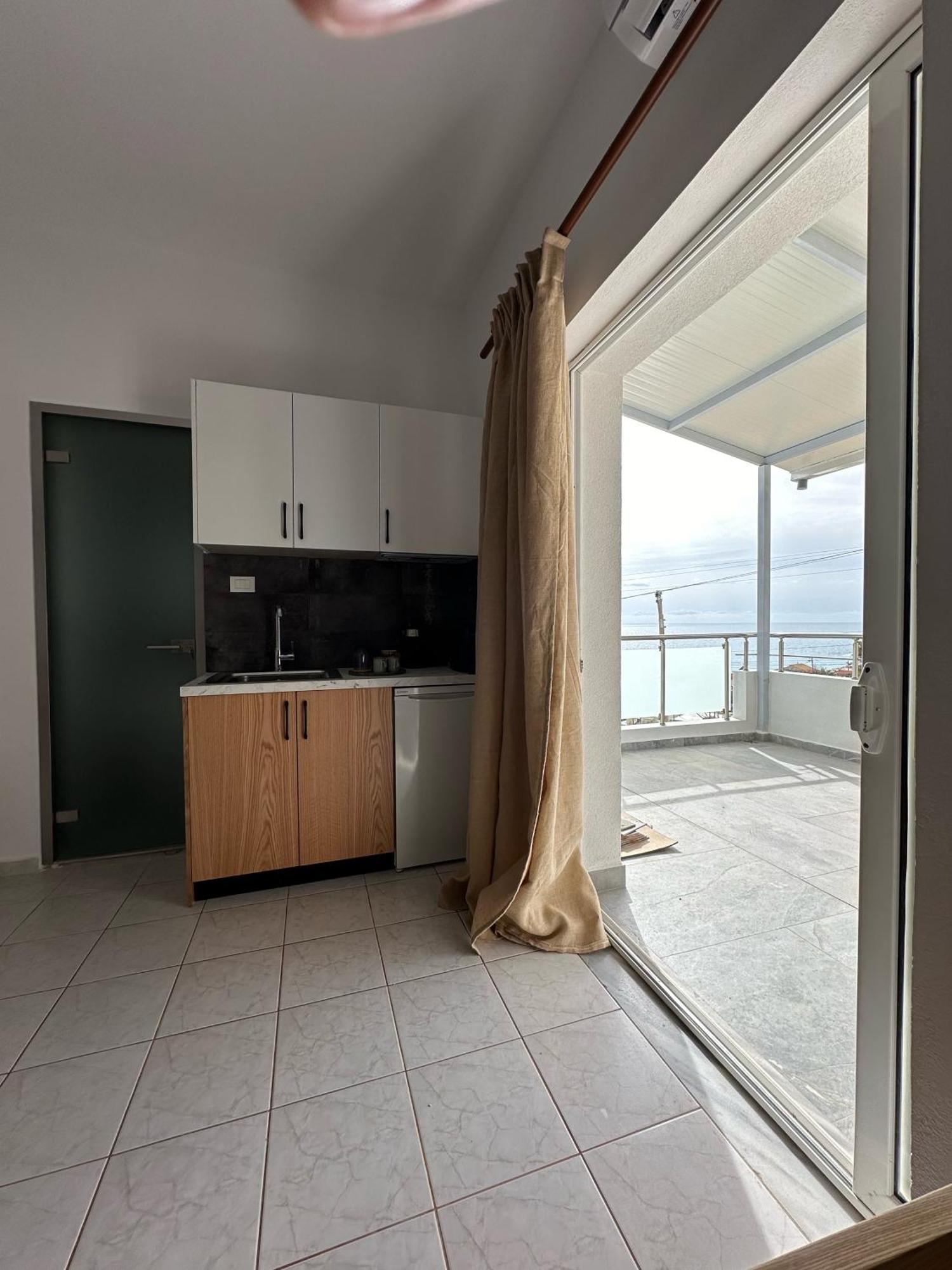 Harmonia Guest House 2 هيماري الغرفة الصورة